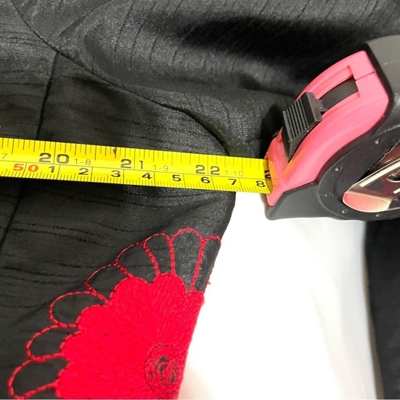 Chico’s jacket, size 2, black with red embroidery - Picture 7 of 10